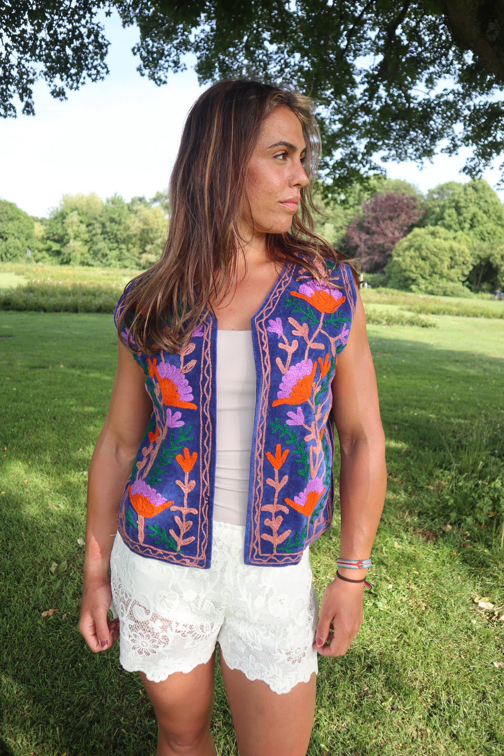 Blauw Velvet Geborduurd Gilet