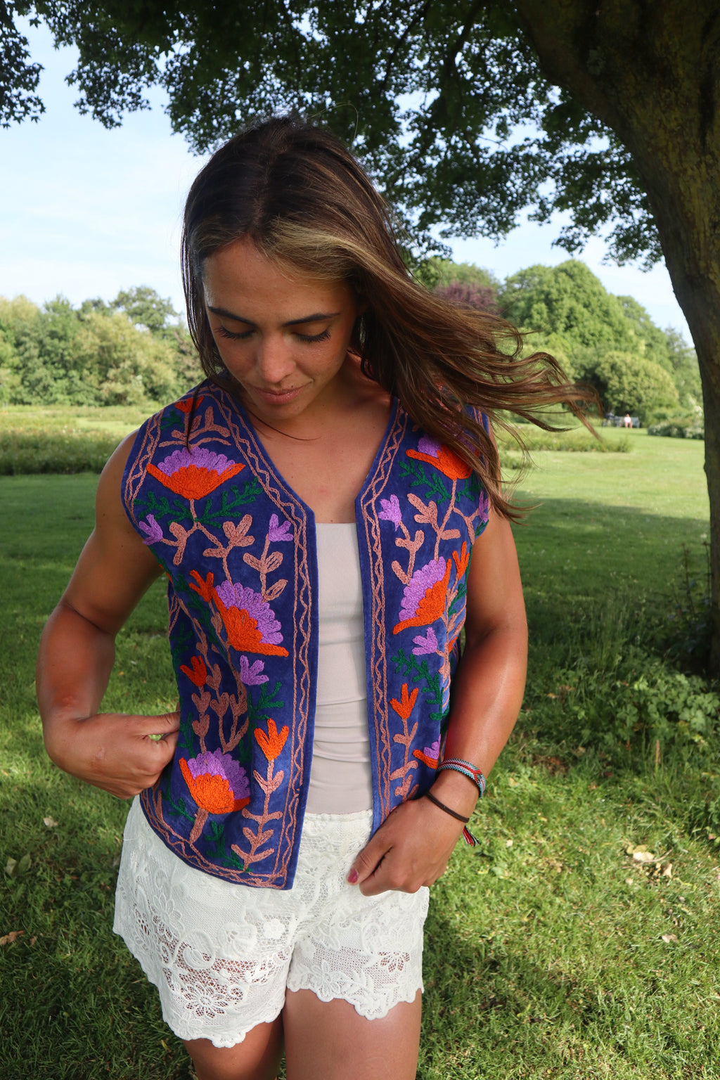 Blauw Velvet Geborduurd Gilet